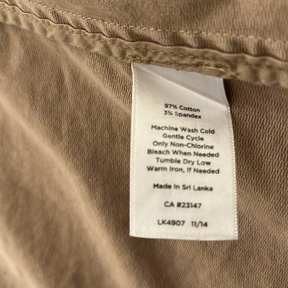 Talbots lightweight jacket. - Picture 7 of 7